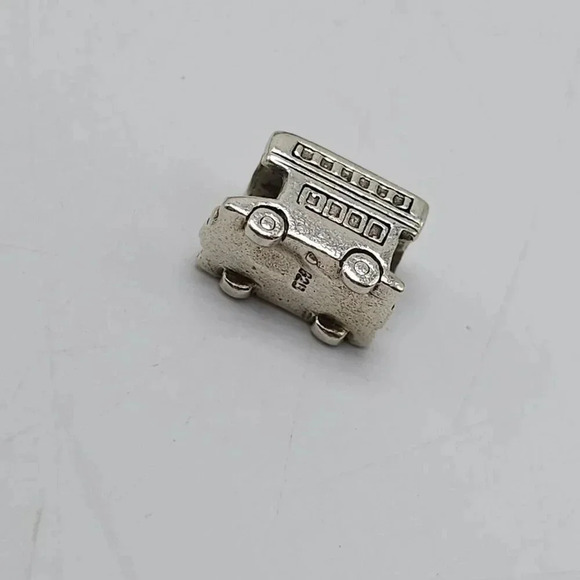 Antique Silver Double-Decker Bus Bead Charm For Bracelets or Necklaces - Picture 6 of 7